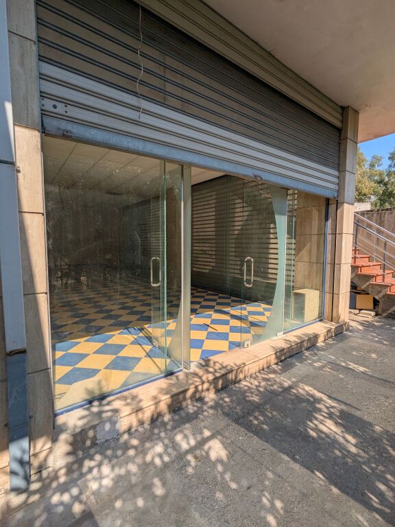 BUSINESS UNIT FOR RENT NEAR AULONA PARK VLORE