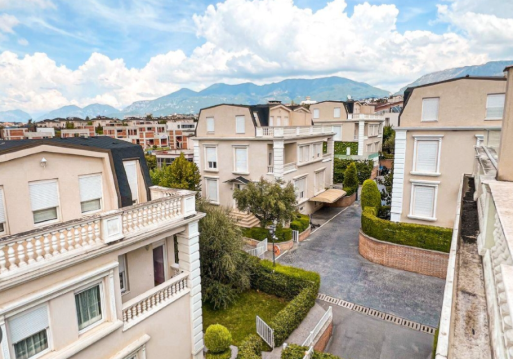 VILLA IN AFFITTO | WHITE HOUSES – TEG