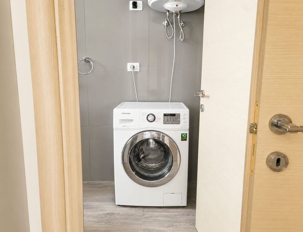 Jepet me qira apartament 2+1+2 pranë Kopshtit Botanik, në krah të Kompleksit Mateo