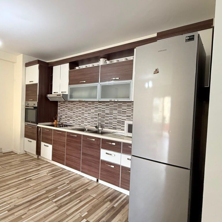 SHITET APARTAMENT 2+1+2 – KOMUNA E PARISIT