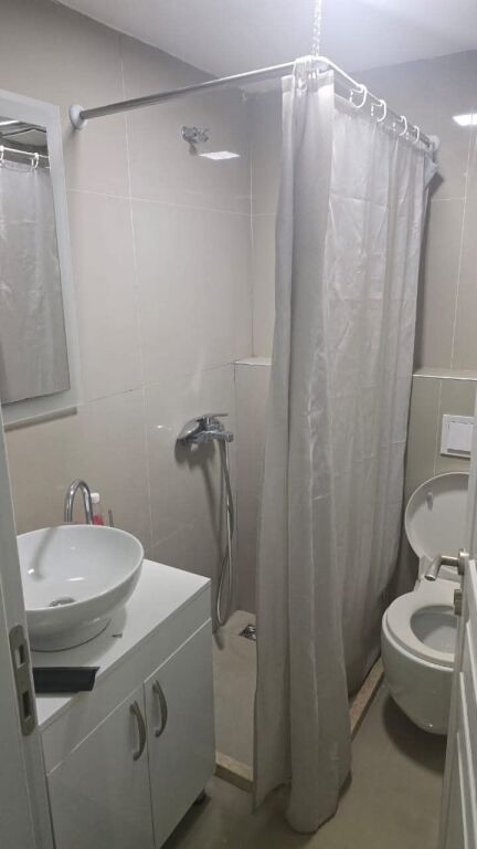 Apartament duplex 1+1 përballë Amerikan 3