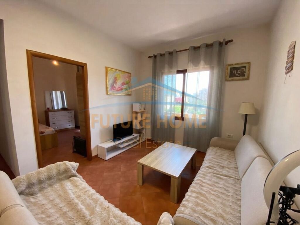 Rent, Apartment 2+1, Paris Commune, Tirana.