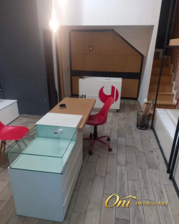 SHOP FOR RENT, KAVAJES STREET