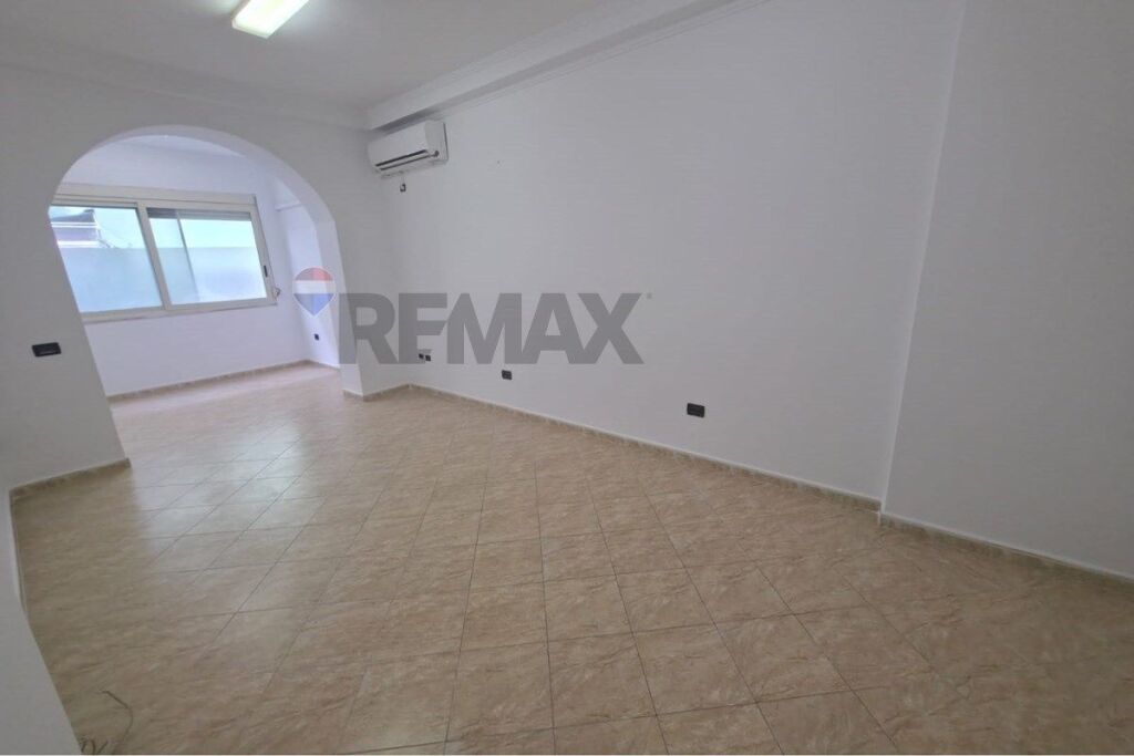Ufficio - In Affitto - Via Brigada VIII, Tirana(ID: 530221066-311)