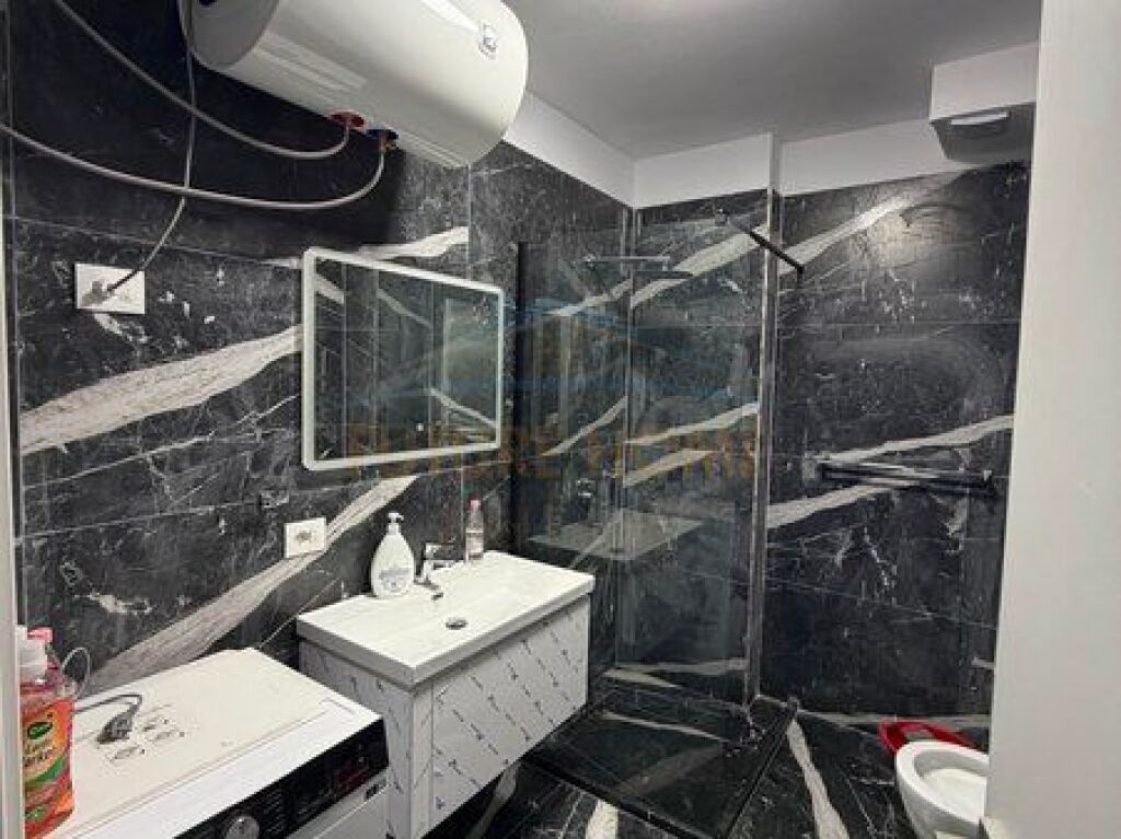 Rent, Apartment 2+1+2 Parking Spaces, Shkoze, Tirane