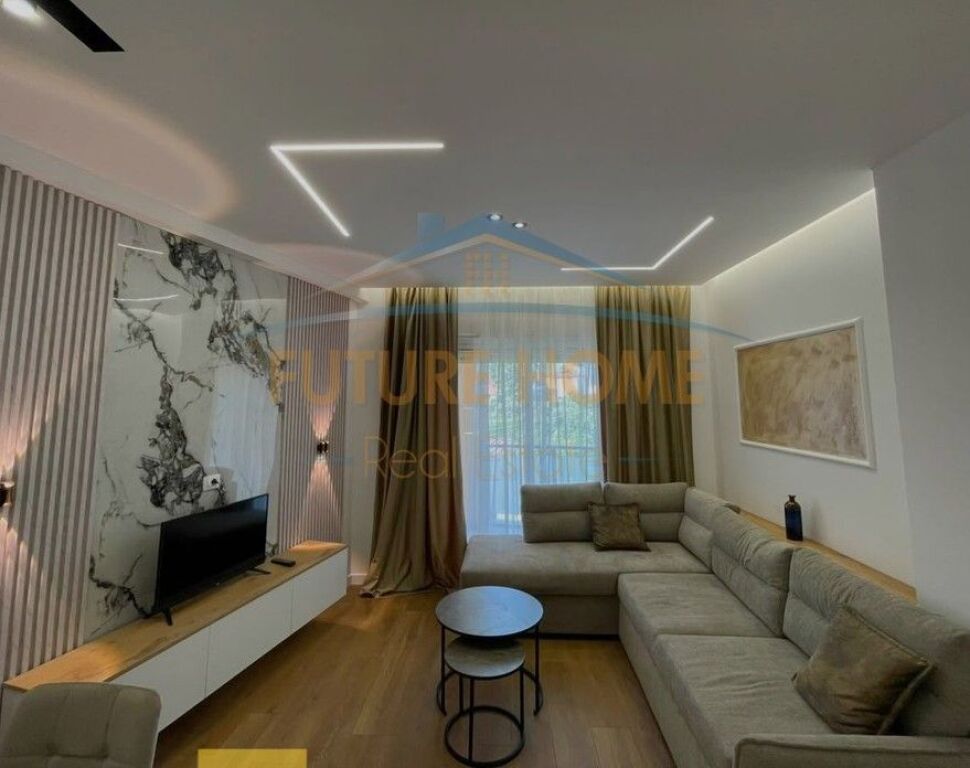In vendita, Appartamento 1+1, 21 Dhjetori, Tirana 158,000 €