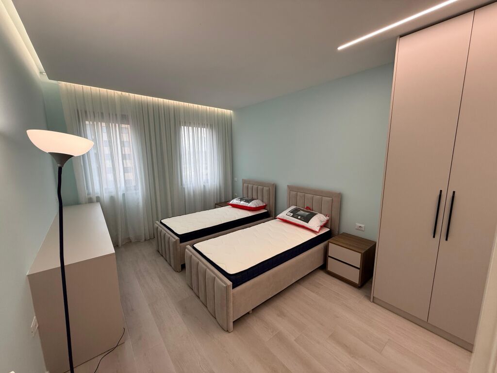 🏡 IN AFFITTO | Appartamento 2+1+2 con Posto Auto – Radisoni, Lago Secco