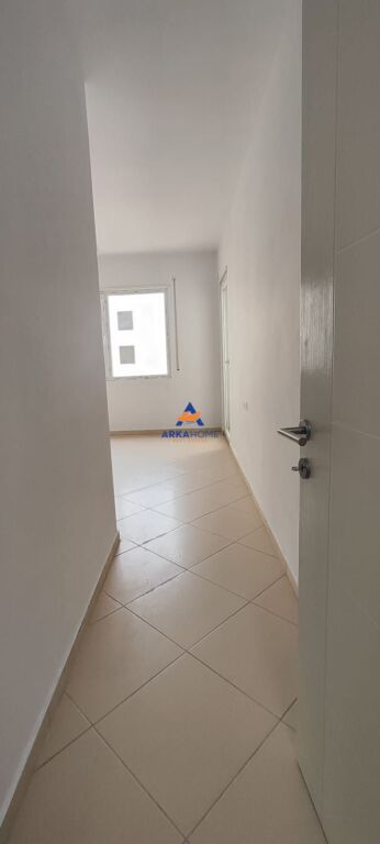 AFFITTASI APPARTAMENTO 2+1+BALCONE "FRESK" 40.000 LEKE