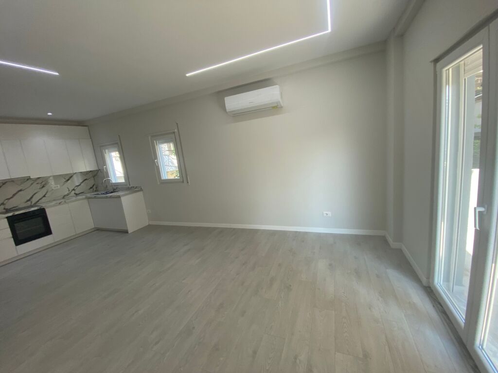 Apartment 1+1 Empty for rent Kodra e Priftit !