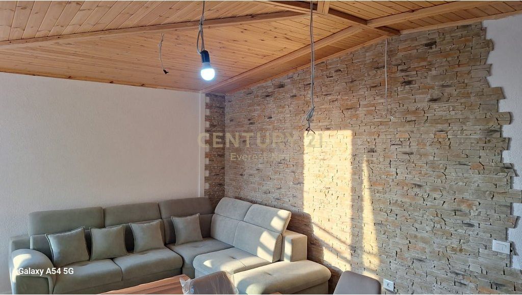 APPARTAMENTO DUPLEX IN AFFITTO – SHKOZË