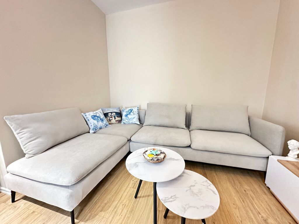 Sea View Apartment for Rent in Lungomare Vlora