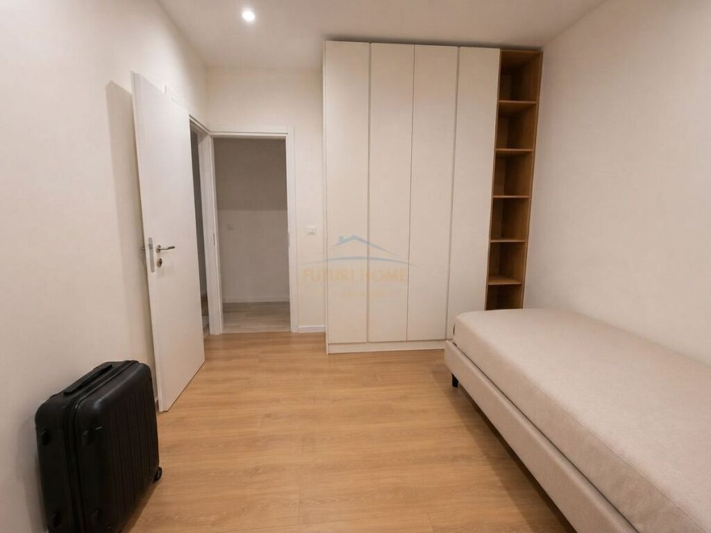 Qira, Apartament 3+1+2, Liqeni i Thatë, Tiranë