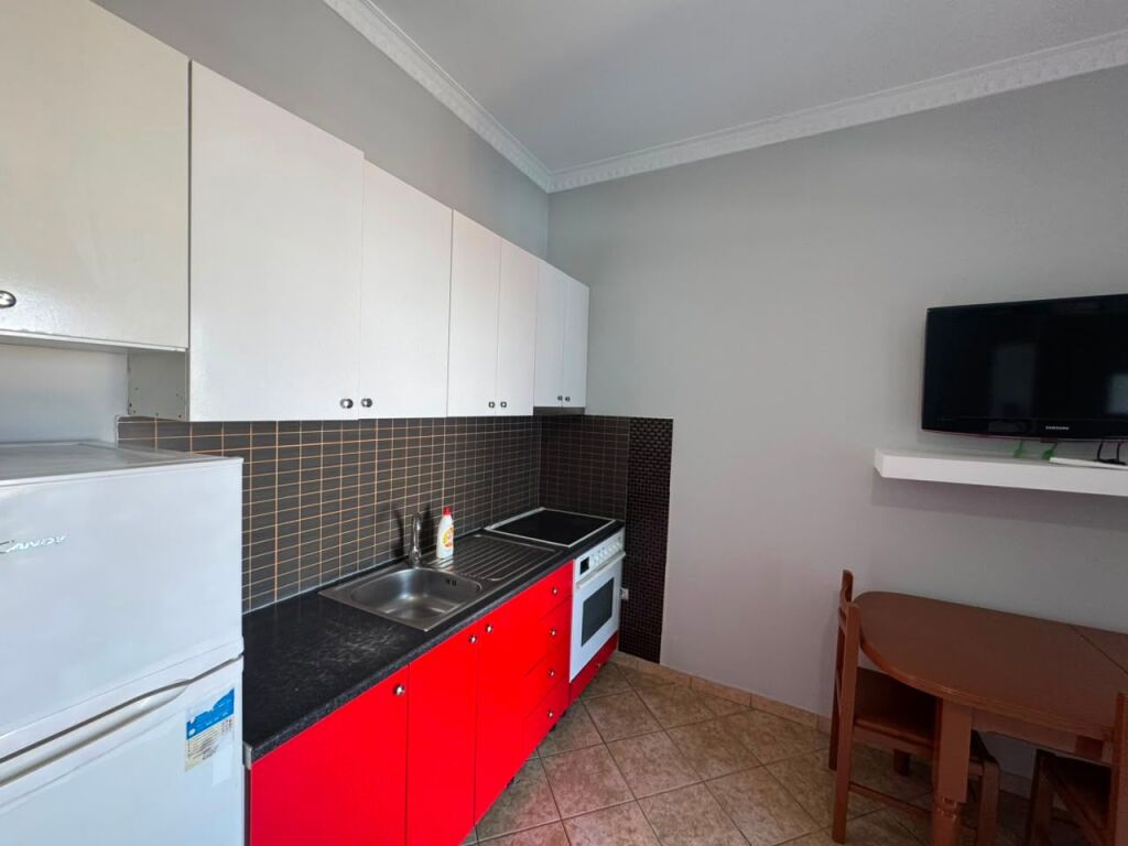 Apartment 1+1 for rent – Jordan Misja Street (near the train tracks) !