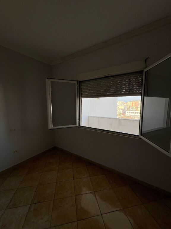 Shitet apartament në Durrës – Lagjja 17