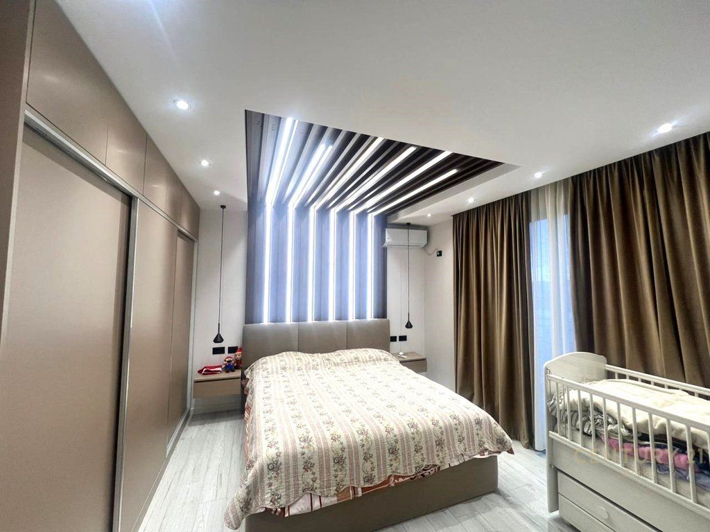 Shitet Apartament 2+1+2+Verande , Kompleksi Tom Doshi!