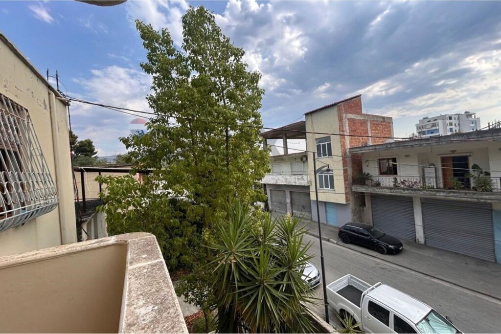 🏡 OKAZION INVESTIMI – PER VETEM 417 €/m2