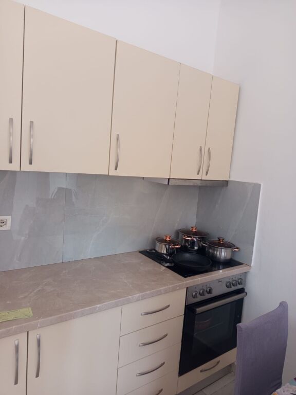 GARSIONERE 26000 LEKE.FAKULTETI EKONOMIK