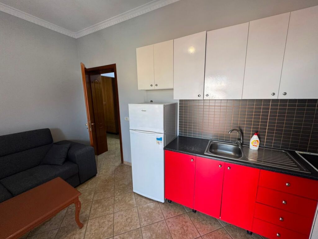 Apartment 1+1 for rent – Jordan Misja Street (near the train tracks) !