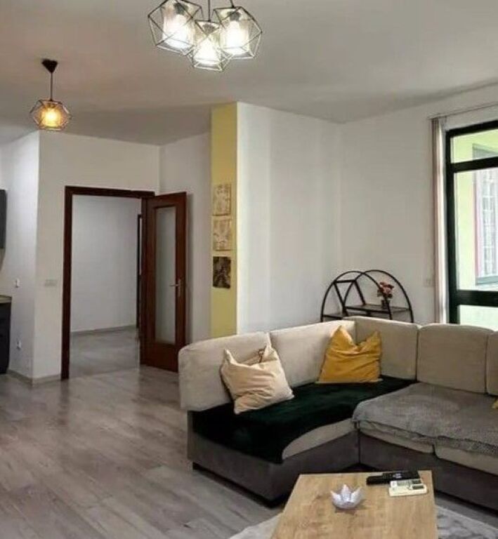 Apartment 3+1+2 for rent is given at Ish Ekspozita, Myslym Shyri Street.