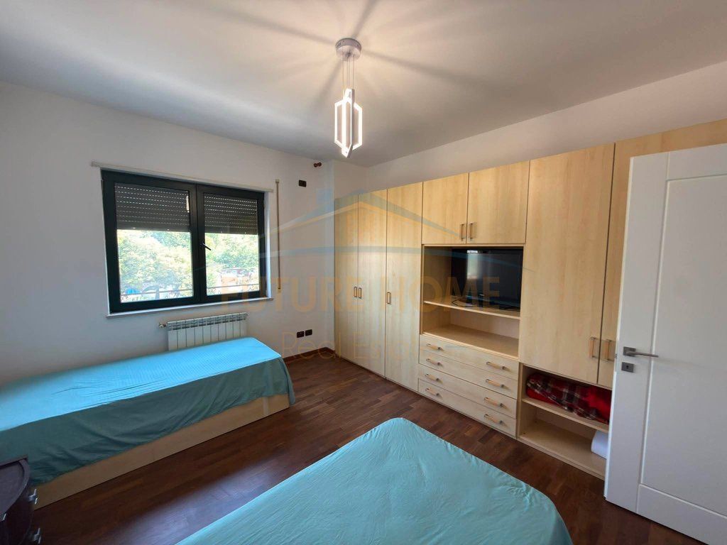 Qera, Apartament 2+1, Liqeni