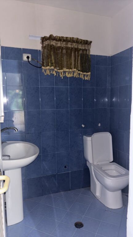 APARTAMENT 1+1. 30000 LEKE.VILAT GJERMANE
