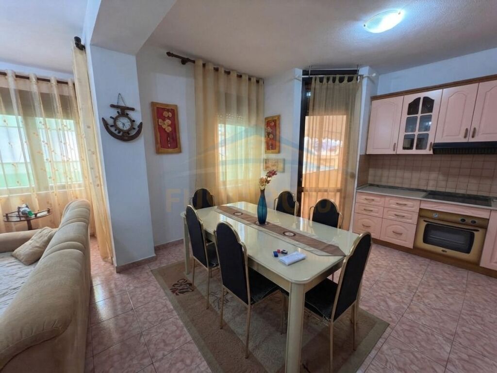 Affitto, Appartamento 2+1, Via Pjetër Bogdani, Bllok