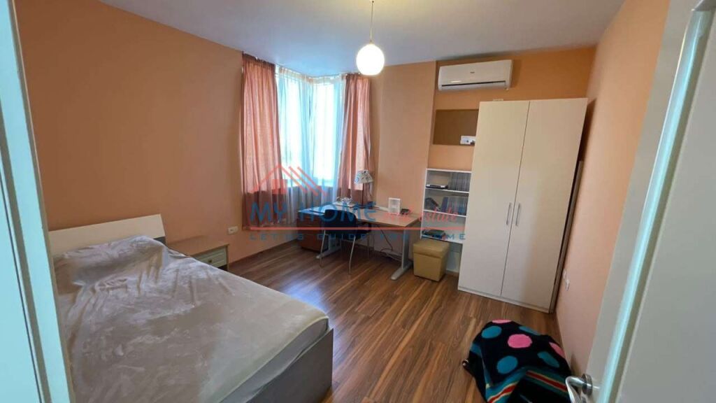 Apartament 2+1 me qera Qender ne Tirane