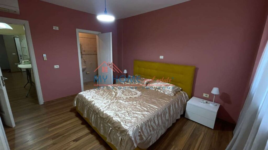 Apartament 2+1 me qera Qender ne Tirane