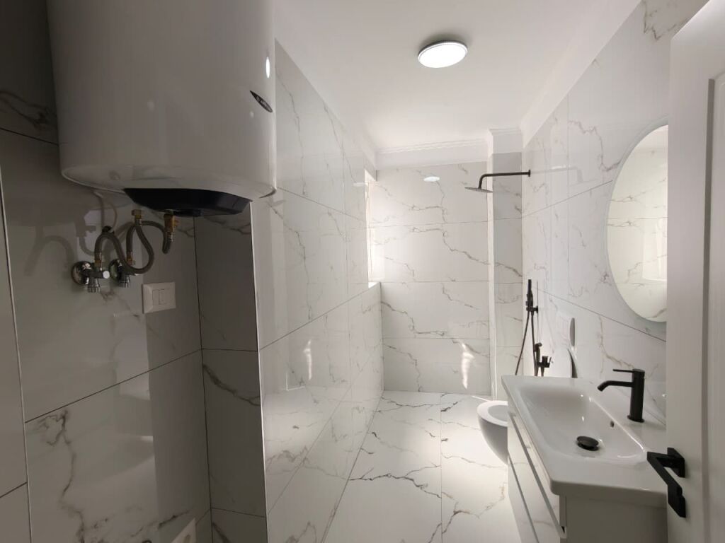 Apartament ne shitje 1+1,Madreseja