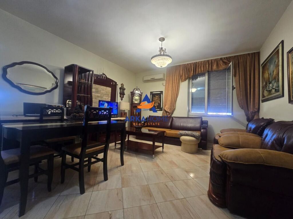 SHITET APARTAMENT 2+1 "MISTO MAME" 13.500.000 LEKE