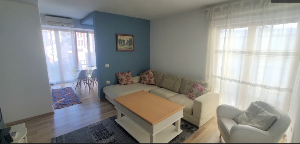 Apartament 1+1 me qira Myslym Shyri Tiranë
