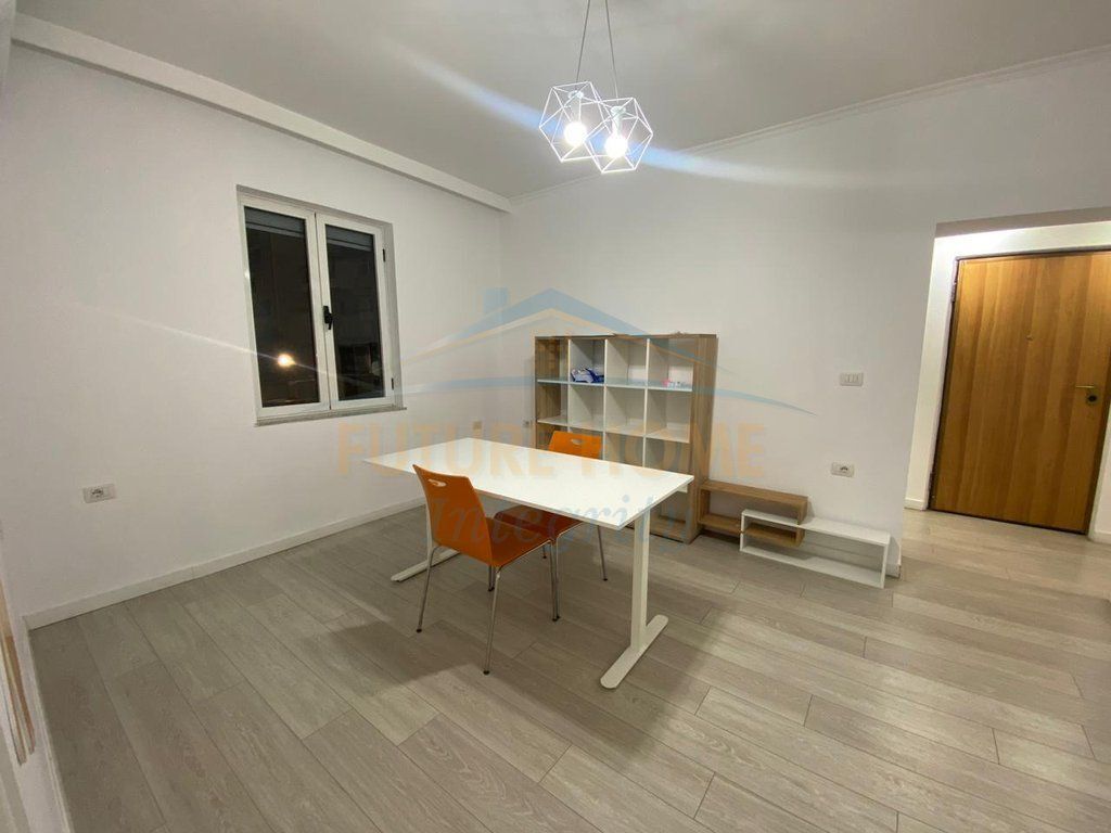 Affitto, Locale Commerciale, 21 Dhjetori, Tirana.