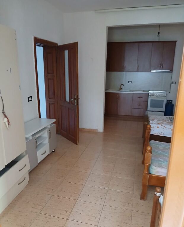 Affitto | Apartament 1 + 1 | Sauk | 400 €/mese