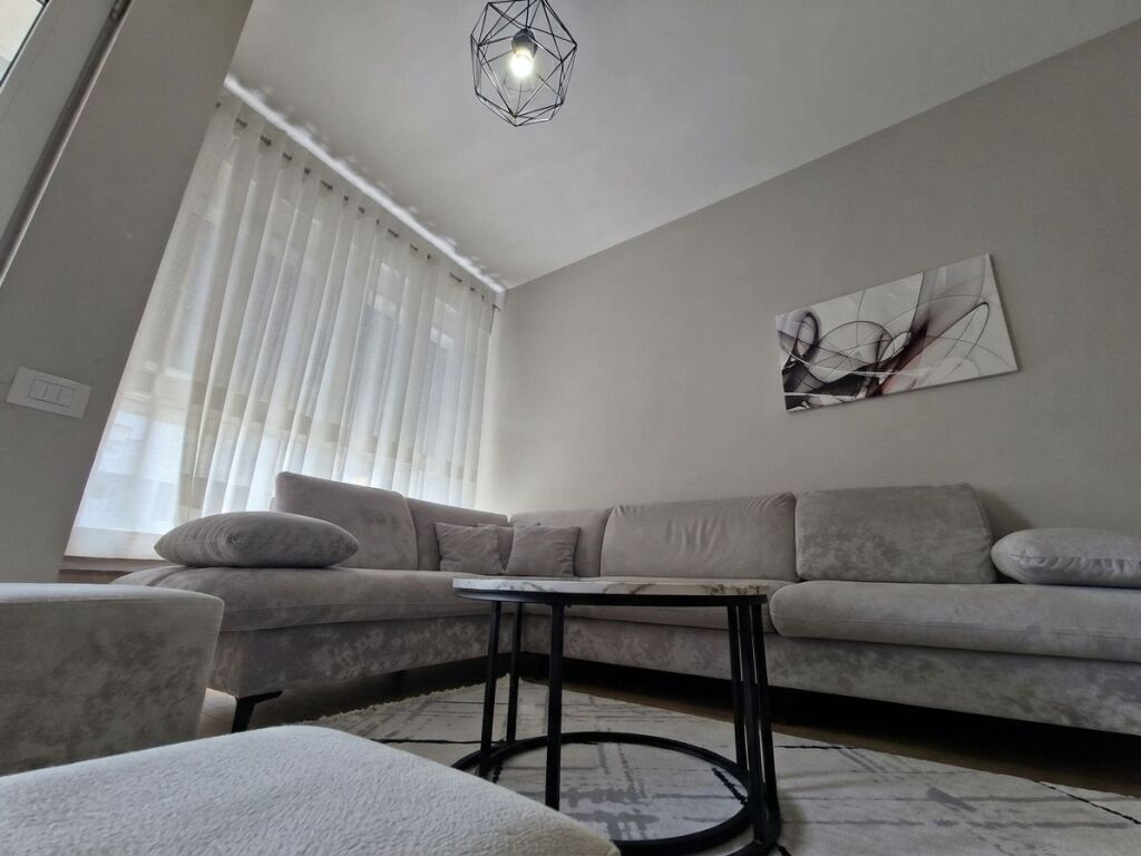 Affitto, Appartamento 2+1+Posto Auto, Residenza Marga 2, Nuovo Viale
