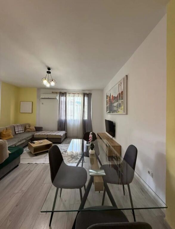 Apartament 3+1+2+🅿️ per qira, Ish-Ekspozita !