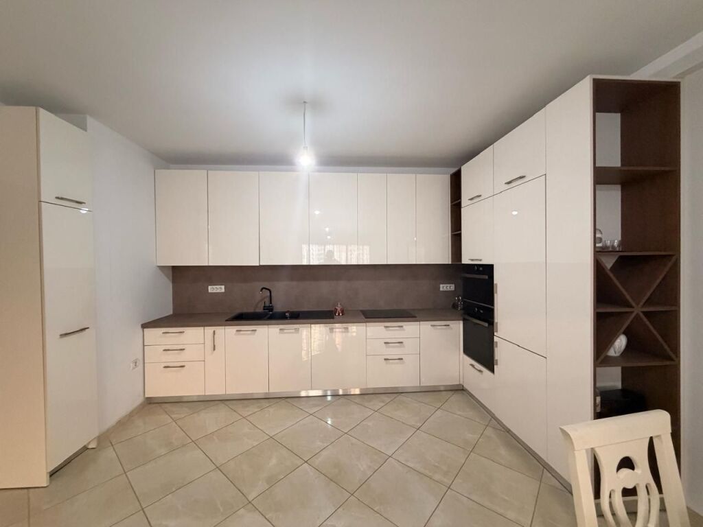Qera | Apartament 2 + 1+2 | Astir | 500 €/muaj