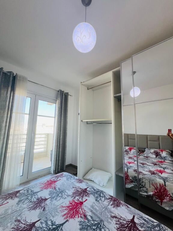 Apartament 2+1 me qira tek Kompleksi Panorama