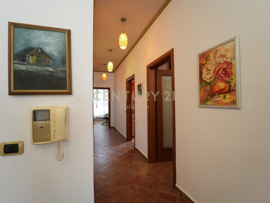 FOR RENT 2+1 APARTMENT NEAR THE SPORTS PALACE !