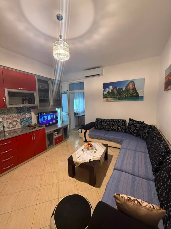 JEPET APARTAMENT 2+1 ME QERA,DURRES