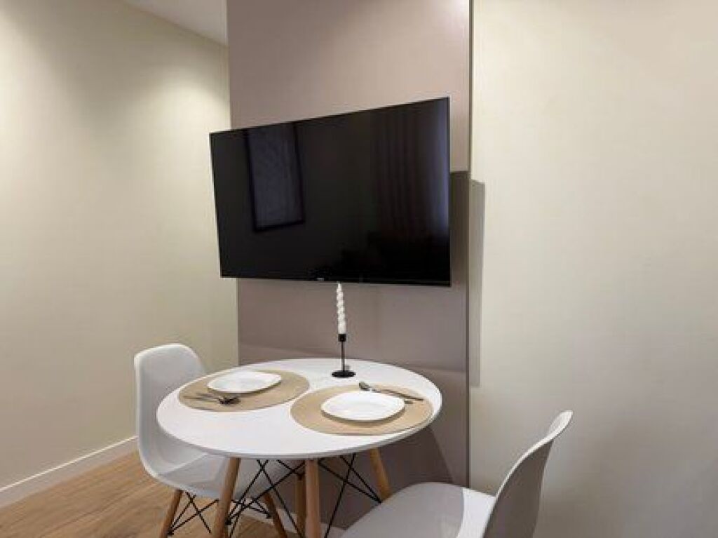 Shiten, 2 Apartamente 1+1, 21 Dhjetori, Tirane.