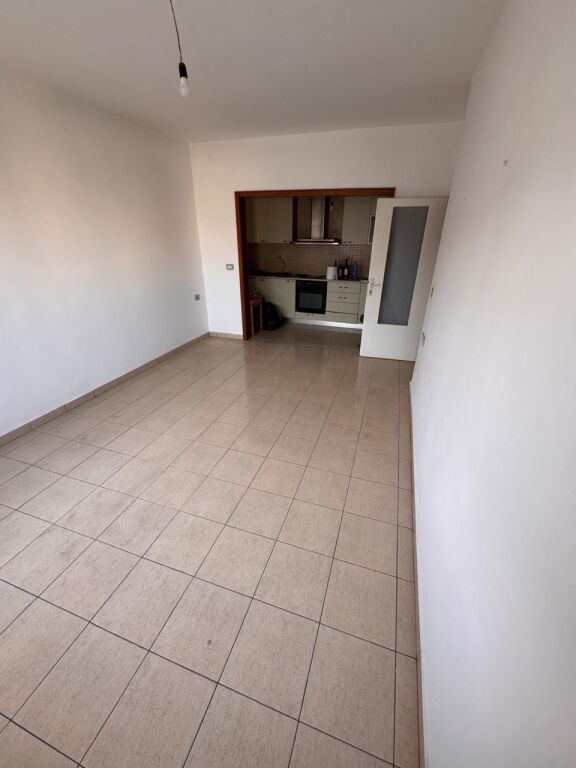 Shitet Apartament 1+1 Vlore 6-kateshi