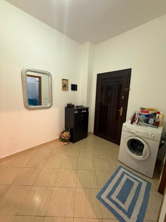 JEPET APARTAMENT 2+1 ME QERA,DURRES