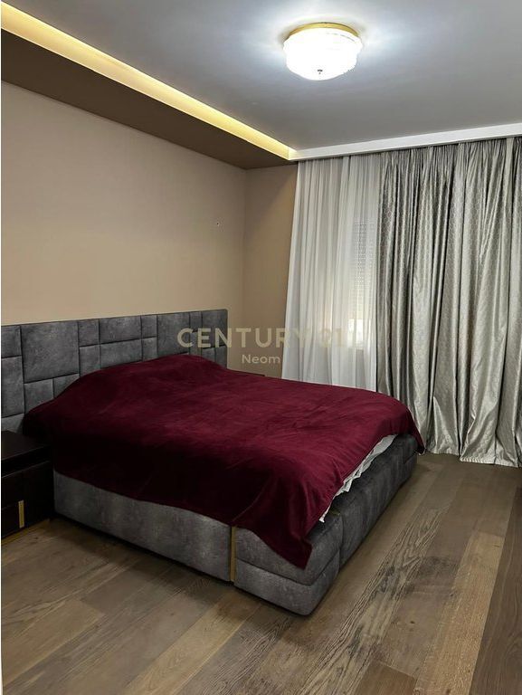 Apartment 2+1+parking space for sale, with a view of the Dry Lake