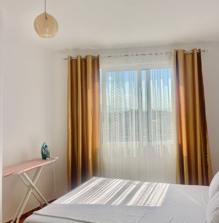 🏡 Shitet Apartament 1+1  📍 Astir, Kompleksi Fratari   🏢 Kati 7  🛗 Me ashensor  🛋 I mobiluar  ◾️ Sipërfaqe bruto: 58.32m² ◾️ Sipërfaqe neto: 53.5m²  🌿 Me ballkon  📃 Me hipotekë - mundësi blerje me kredi   💰 Çmimi: 11,500,000 (i diskutueshëm)