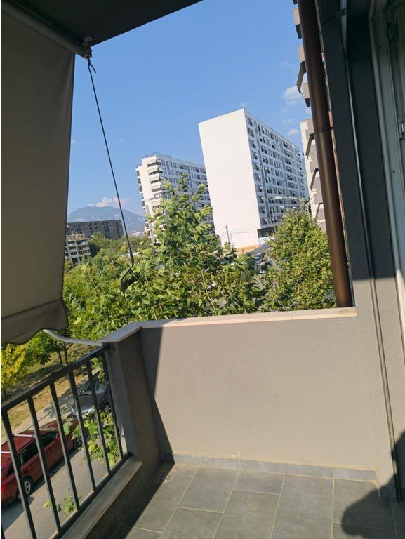 Qera, Apartament 1+1, 5 Maji