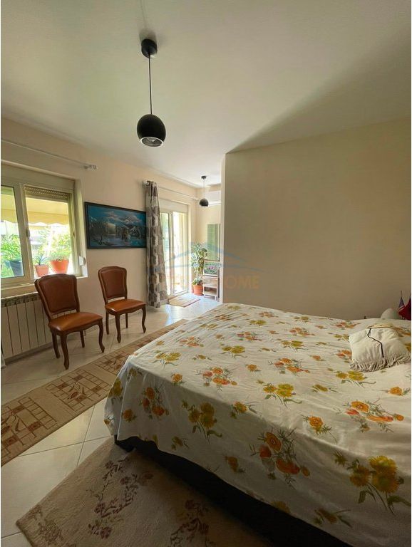 Shitet, Apartament 2+1+2 + Post Parkimi, Liqeni i Thatë, Tiranë.