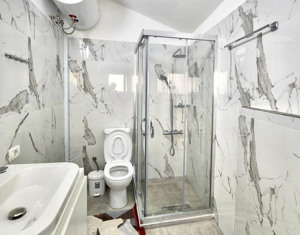Me Qera: Shtëpi Private 70m2 + Tokë 150m2 📍 Mullet -TEG ✨ 40,000 Leke/Muaj | 2 vende parkimi 🔑