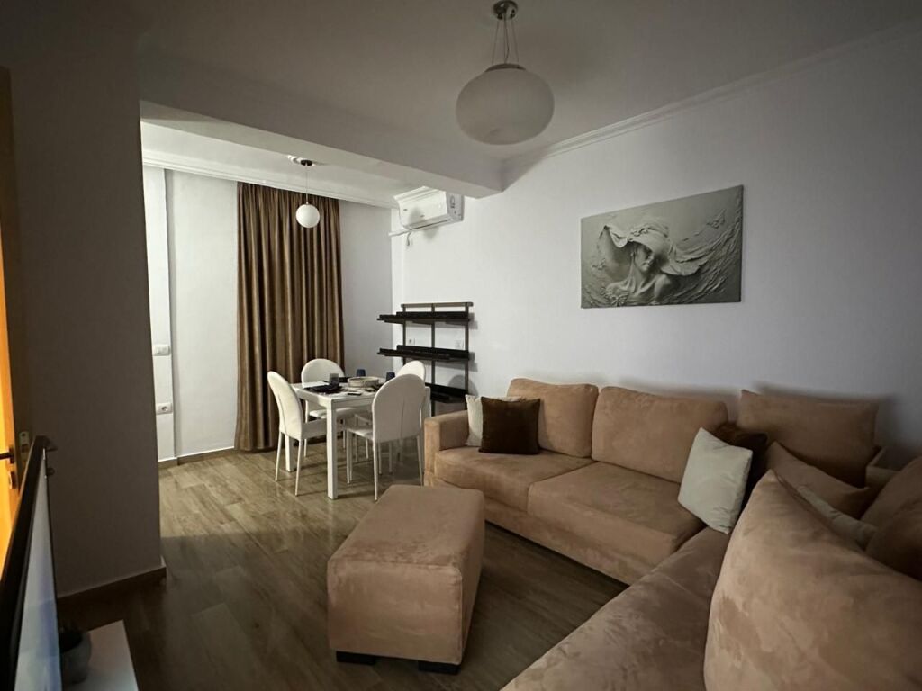 🏡 Appartamento 1+1 in affitto – Via Kavaja