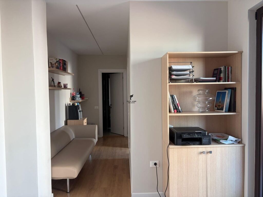 UFFICIO IN AFFITTO 60 M2 MYSLYM SHYR 70.000 LEKE FH-88467