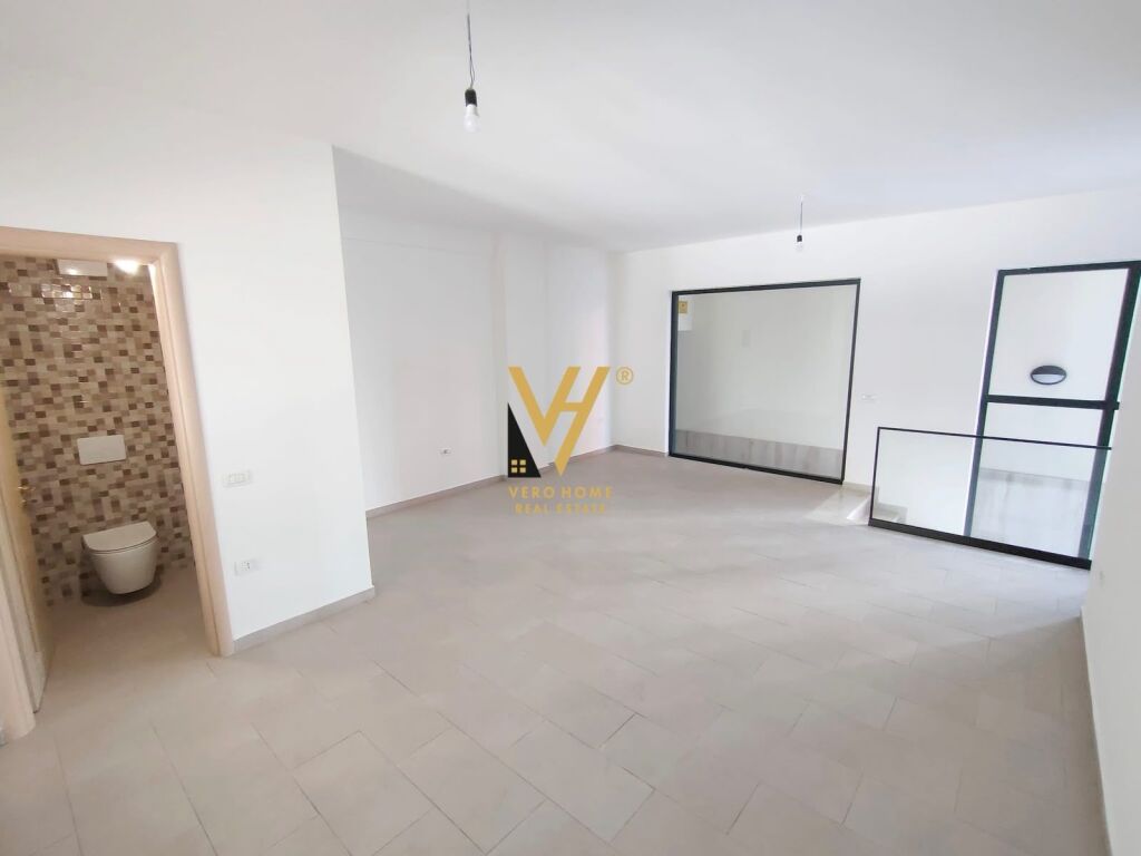 UFFICIO 45 M2 IN AFFITTO A GREEN CITY A ASTIR 400 EURO